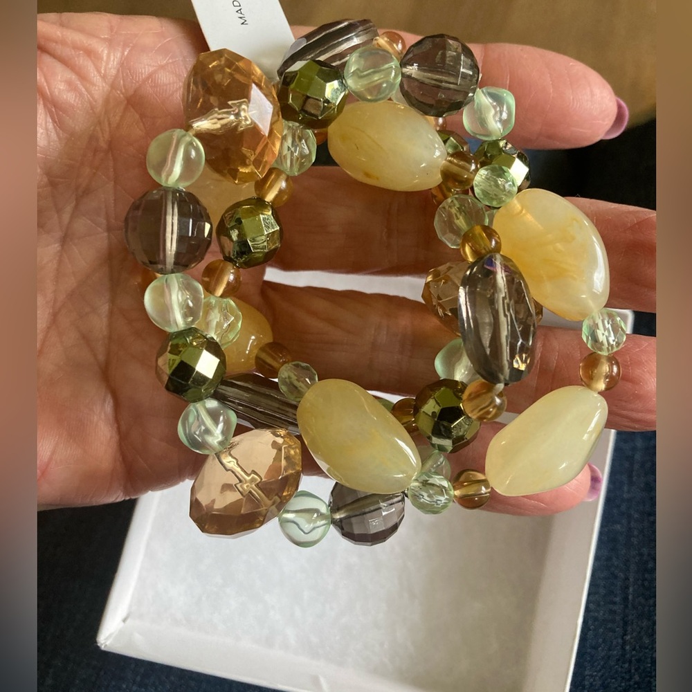Isaac Mizrahi Bracelet. NWT in the box